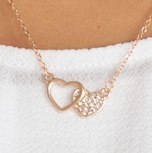 "Charming Couple" -Rose Gold Double Heart Necklace